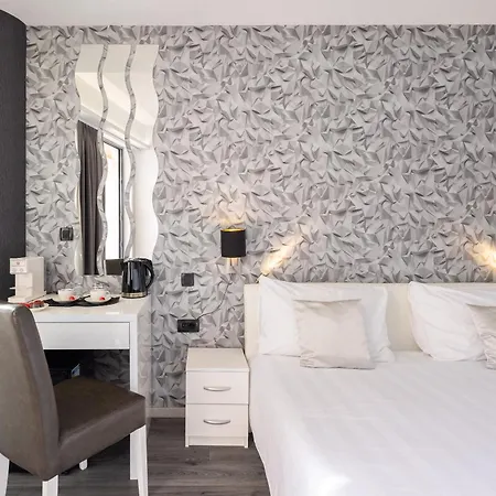 Epetium Luxury Split